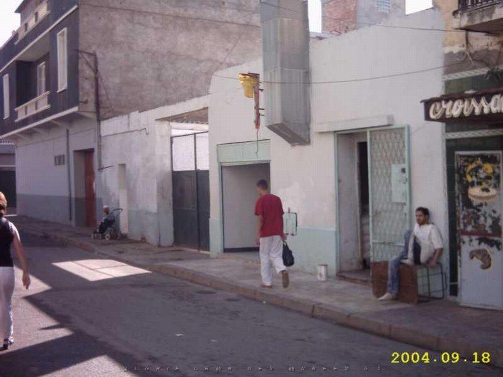 10 MARAVAL RUE JUBBA CHEZ FAMILLE ZAPPATA 04.JPG